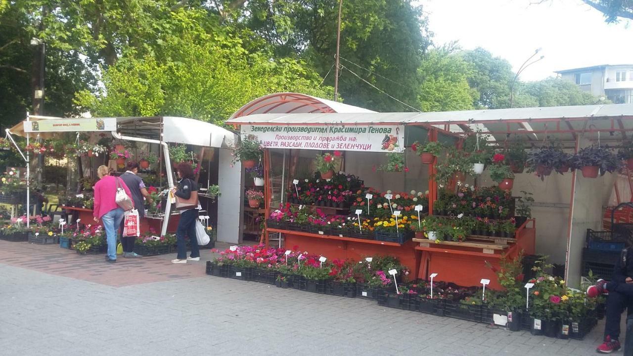 Vera By Rv Apartments Варна Экстерьер фото